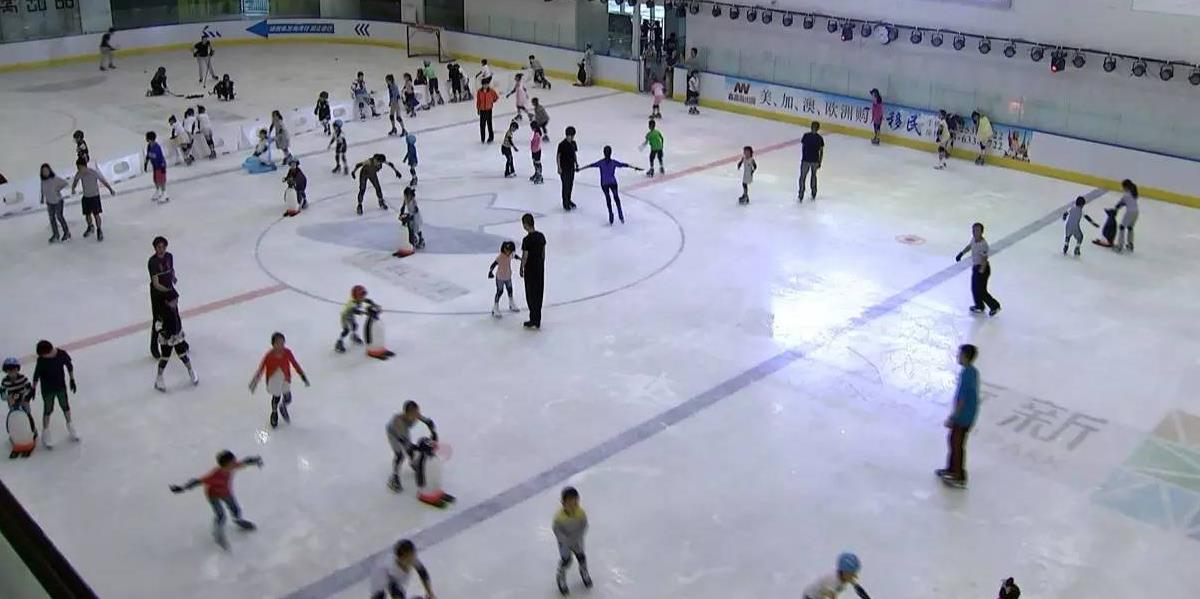 室內(nèi)溜冰場(chǎng) 室內(nèi)溜冰場(chǎng)